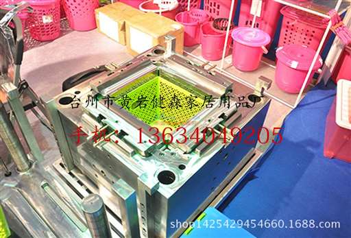 周转箱模具